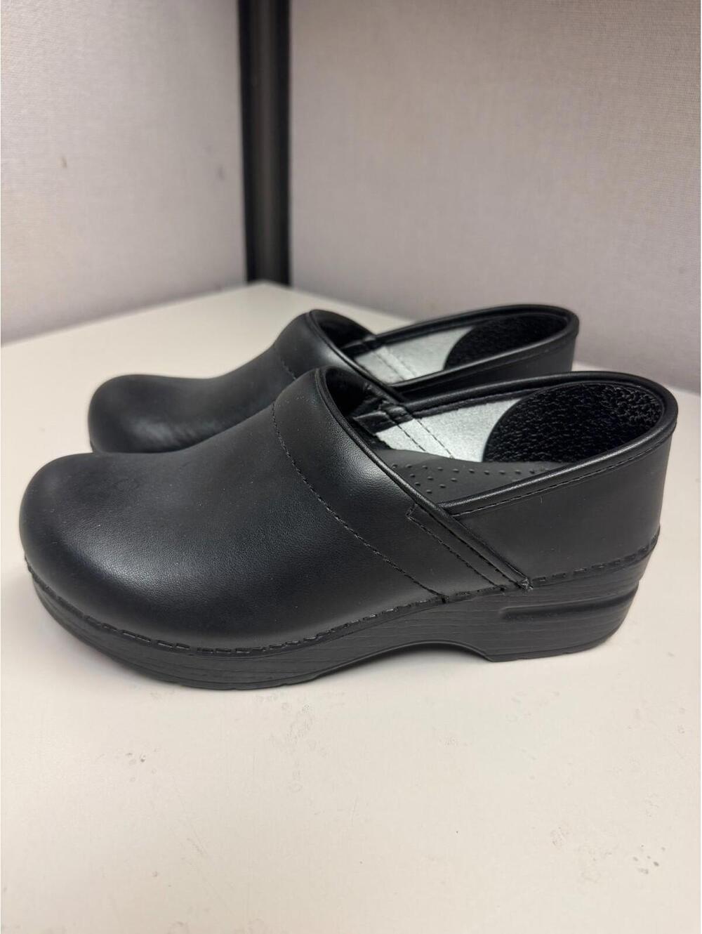 Dansko Women's Professional Black Box Leather Size 36 Wide